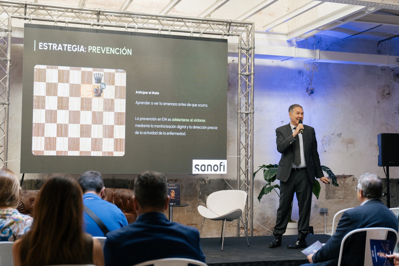 Anticipación y estrategia: JaquEMate a la esclerosis múltiple