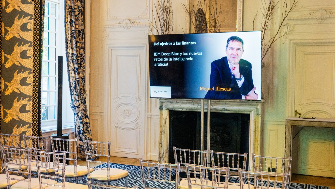 Ajedrez y finanzas en el Hotel Santo Mauro